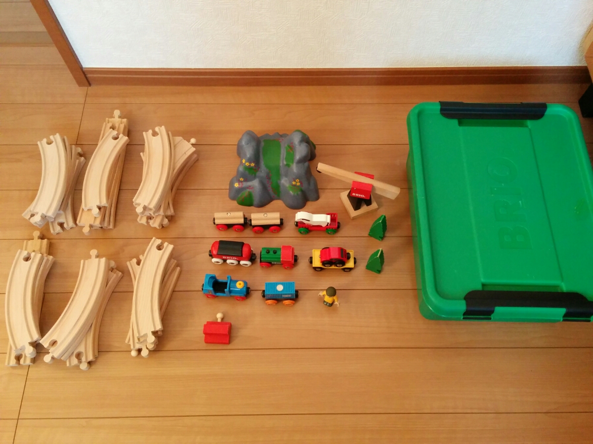 HOT，本物保証 BRIO ブリオ 46ピース オリジナルボックス付き 木製 電車 鉄道(その他)｜売買されたオークション情報、yahooの商品情報をアーカイブ公開 - オークファン その他