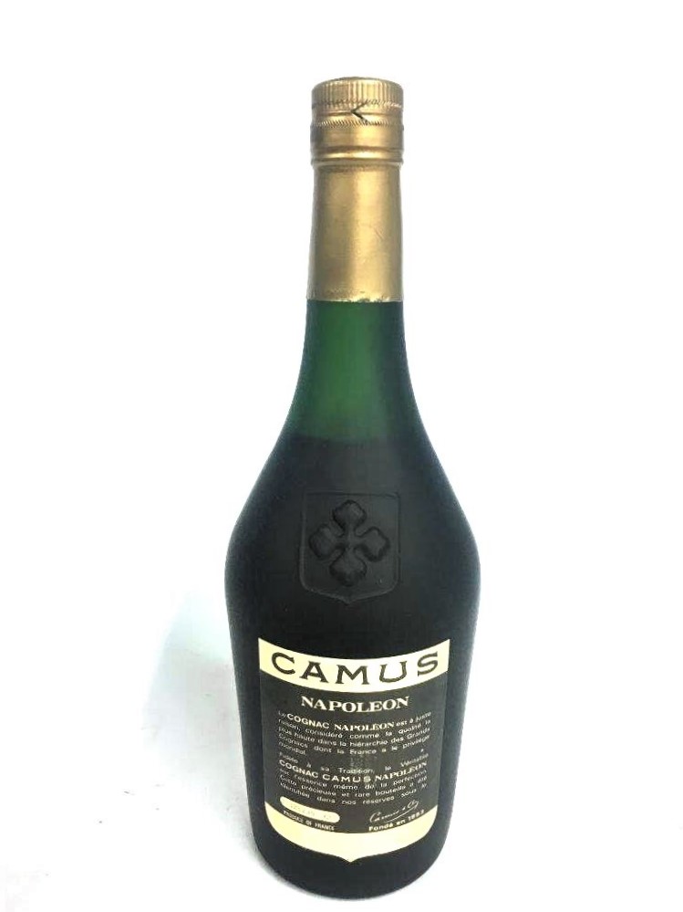 ☆CAMUS カミュ ナポレオン コニャック 40%/700ml y07 【公式通販】