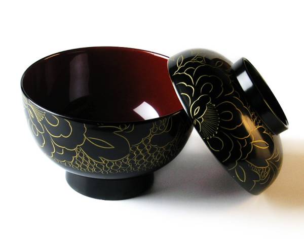 値下げ交渉歓迎！【創作漆器】木製越前塗 金牡丹 雑煮椀 黒内朱 1客