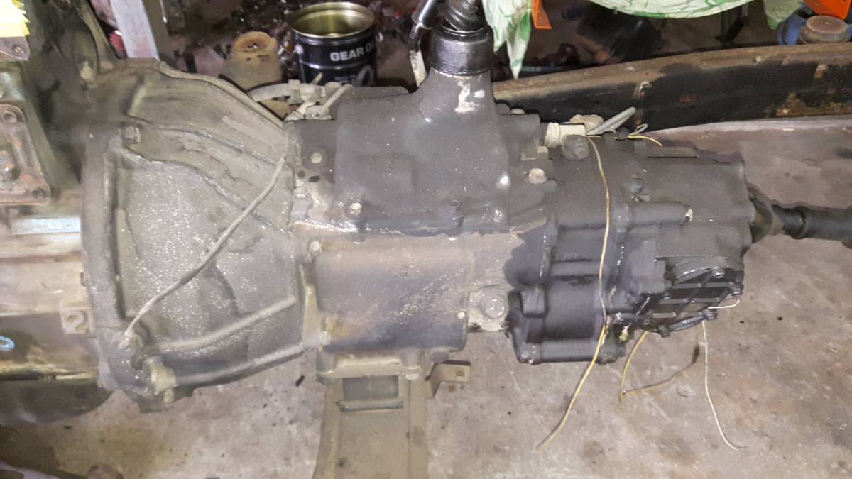 ランクル60 ランドクルーザー60 2Hエンジン 5速ミッション トヨタ 