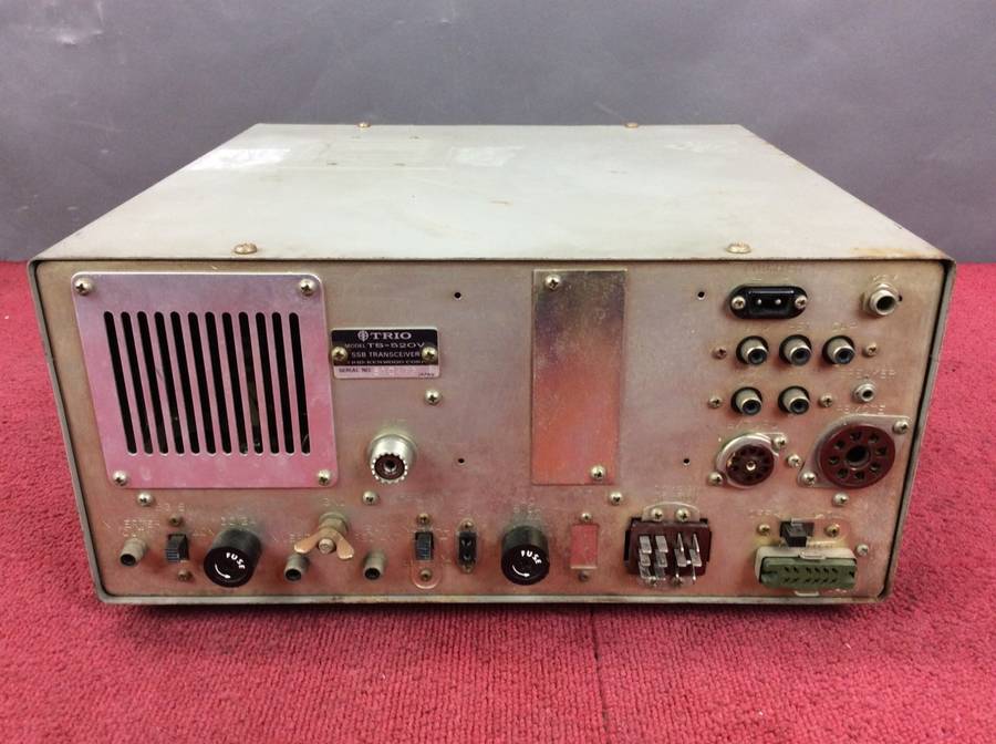 TRIO TRIO TS-520V SSB トランシーバー◇ジャンク品 TS-520V SSB
