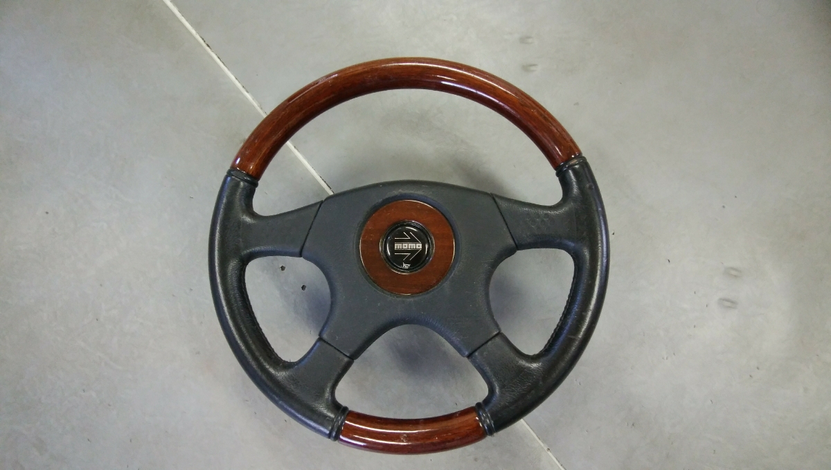 中古☆momo モモ☆ウッドレザー ステアリングハンドル☆36cm 中古☆momo モモ☆ウッドレザー ステアリングハンドル☆36cm