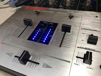 【年始限定価格】Vestax PMC-05Pro II LEDカスタム VESTAX PMC-05 Pro 2 LED カスタム整備済み。 DJミキサー ホビー