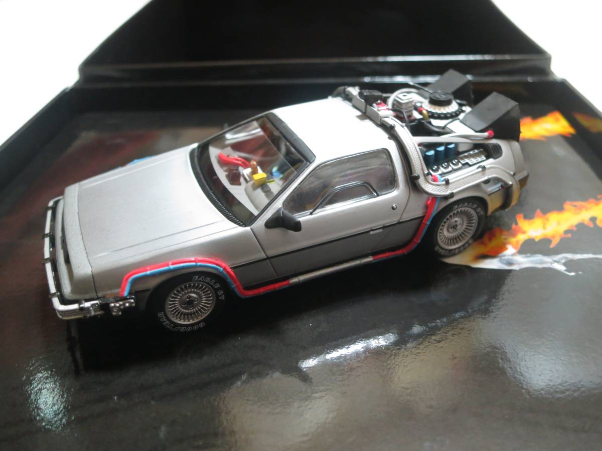 よく売れる MINICHAMPS 1/43 DeLOREAN DMC 12・1985 BACK TO THE