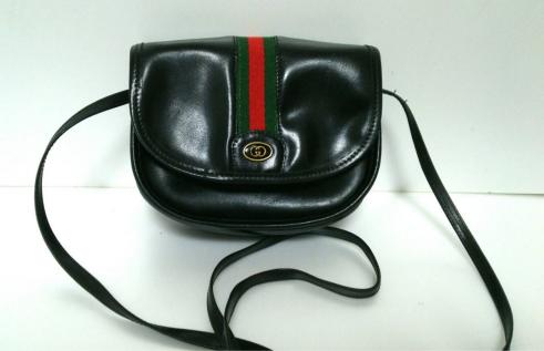 【OLD GUCCI】かっちりBox型　ミニショルダーバッグ　GG柄 希少デザイン！ GUCCI/オールドグッチ 斜めがけ ミニショルダーバッグ