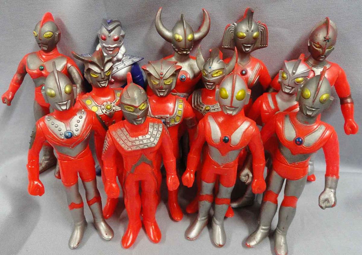 キングザウルス三世 ポピー 帰ってきたウルトラマン』に登場する 