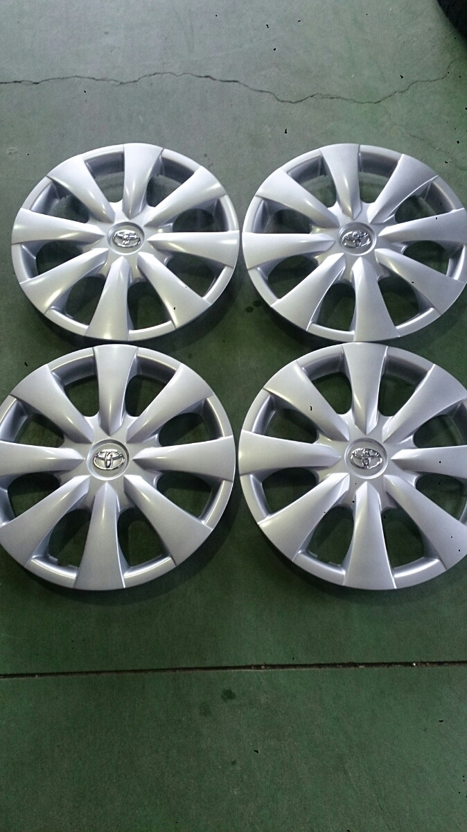 トヨタ カローラフィールダー純正15インチスチールホイール用キャップ 4枚セット ￥3,000-_1