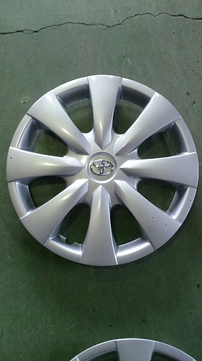 トヨタ カローラフィールダー純正15インチスチールホイール用キャップ 4枚セット ￥3,000-_2