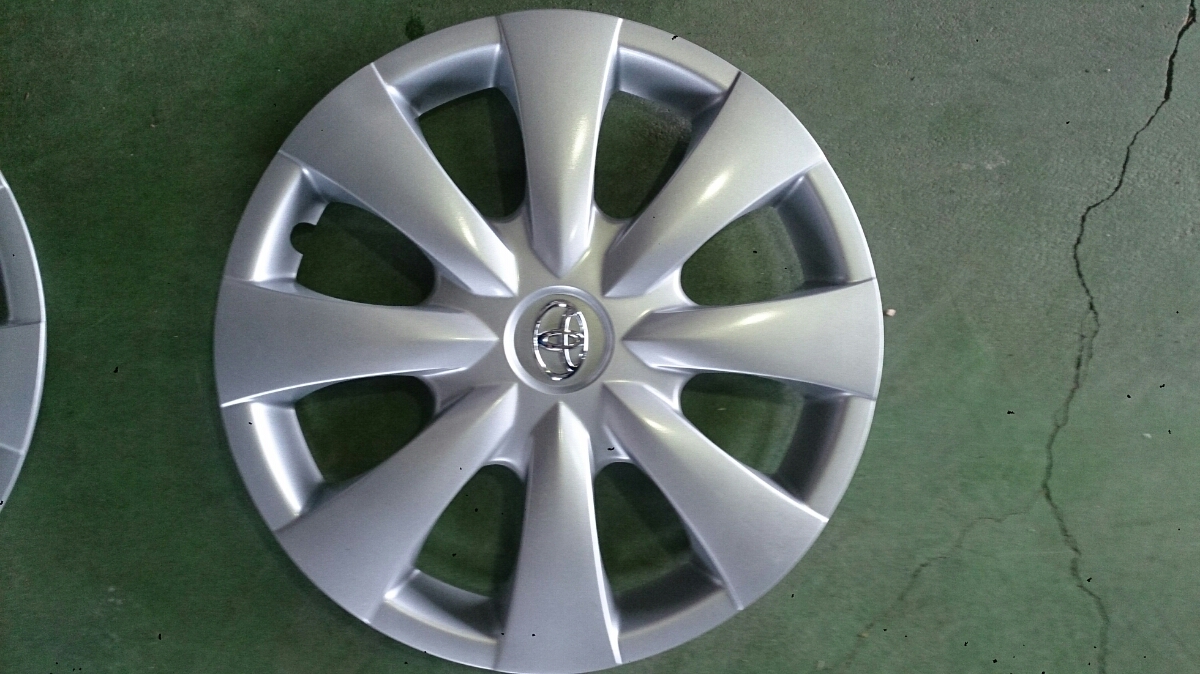 トヨタ カローラフィールダー純正15インチスチールホイール用キャップ 4枚セット ￥3,000-_4