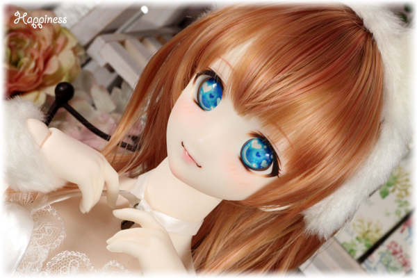**はぴねす**　DDH-06　ホワイト肌　カスタムヘッド＆レジンアイ