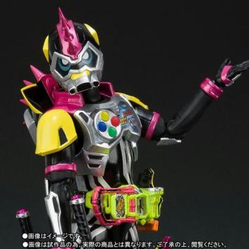5月 プレミアムバンダイ限定 S.H.Figuarts 仮面ライダーレーザーターボ