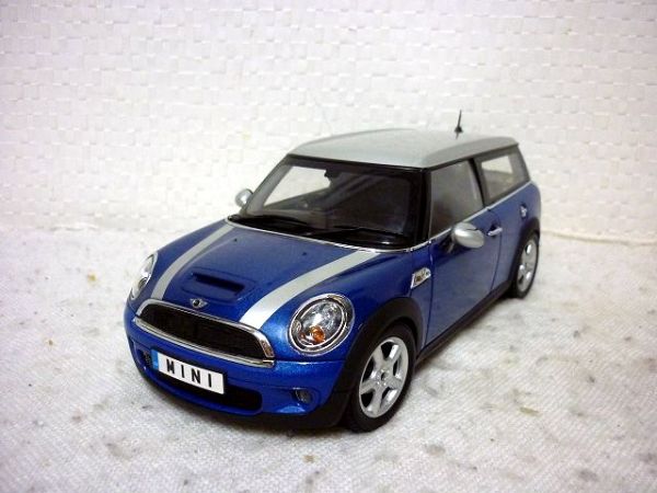 T*s様 絶版☆京商1/18MINI COOPER S CLUBMANブルー／シ Amazon | 京商
