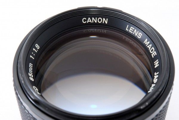 レア美品☆キャノン Canon New FD 85mm F1.8 フード付 【公式通販】