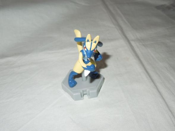 ポケモン モンコレプラス 抽プレ非売品 色違い ルカリオ Yahoo