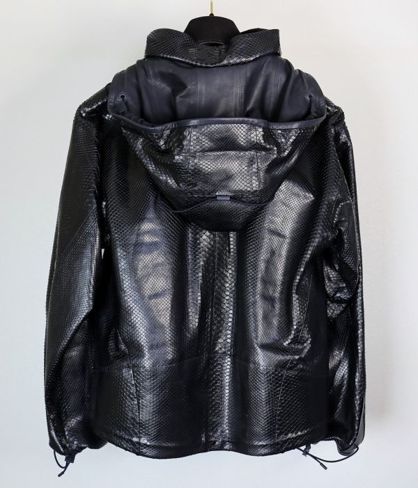 国内 14aw LOUIS VUITTON ルイヴィトン パイソン レザー マウンテン 