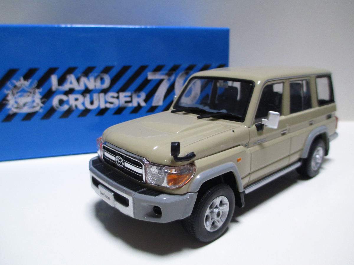 トヨタ 非売品 1⁄30 カラーサンプル ランドクルーザー70 ランクル70