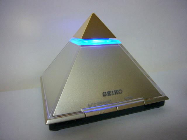 SEIKO セイコー ピラミッドトーク 電波時計 音声アラーム DA205G