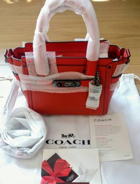 送料無料，高品質 コーチ ゆうパック COACH レディース トートバッグ スワッガー21 レザー 2way ショルダー レッド系オレンジDKLJX(ハンドバッグ)｜売買されたオークション情報、yahooの商品情報をアーカイブ公開 - かばん、バッグ