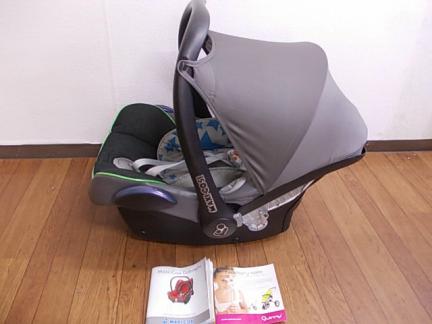 ＜WC874＞ベビーシートMaxi-Cosi 「CabrioFix」