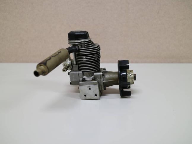 当時物 ENYA エンジン 120-4C 希少 ENYA 120-4C Enya HOT ラジコン Look