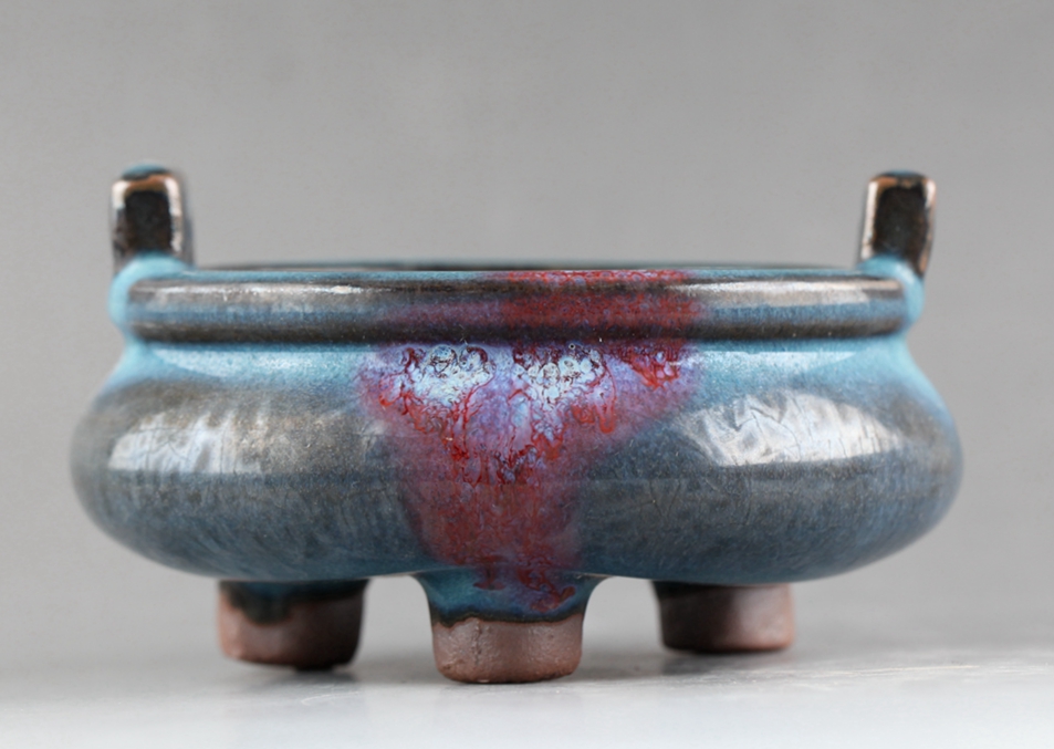 2026，HOT 宋時代 鈞窯 窯変 三足香炉 珍品！直径13 cm、高