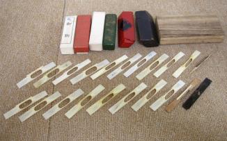 ●3/三味線のお道具●駒/20本/和楽器部品●ジャンク現状