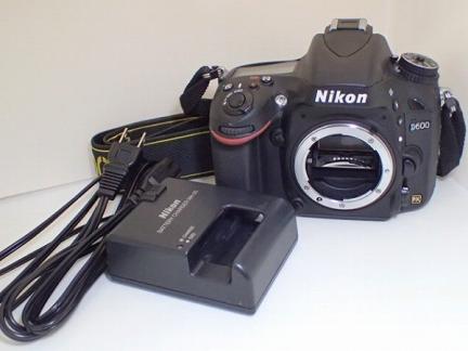 180zw/601C□Nikon ニコン D600 ボディ ショット数259回！ 中古良品