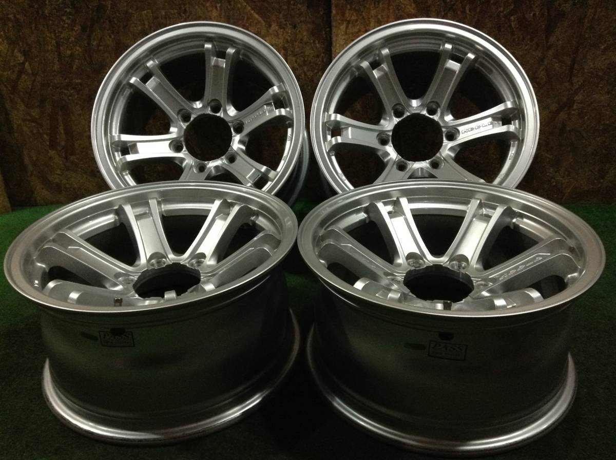 ブラックレーシング Black Racing Pro N1 16 × 8J 8.0J OFF +35 114.3