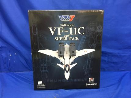 やまと マクロス7 1/60 完全変形 VF-11C with スーパーパック 1⁄60 完全