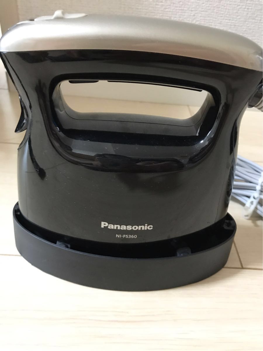 Panasonic NI-FS360 パナソニック　衣類スチーマー　スチームアイロン_2