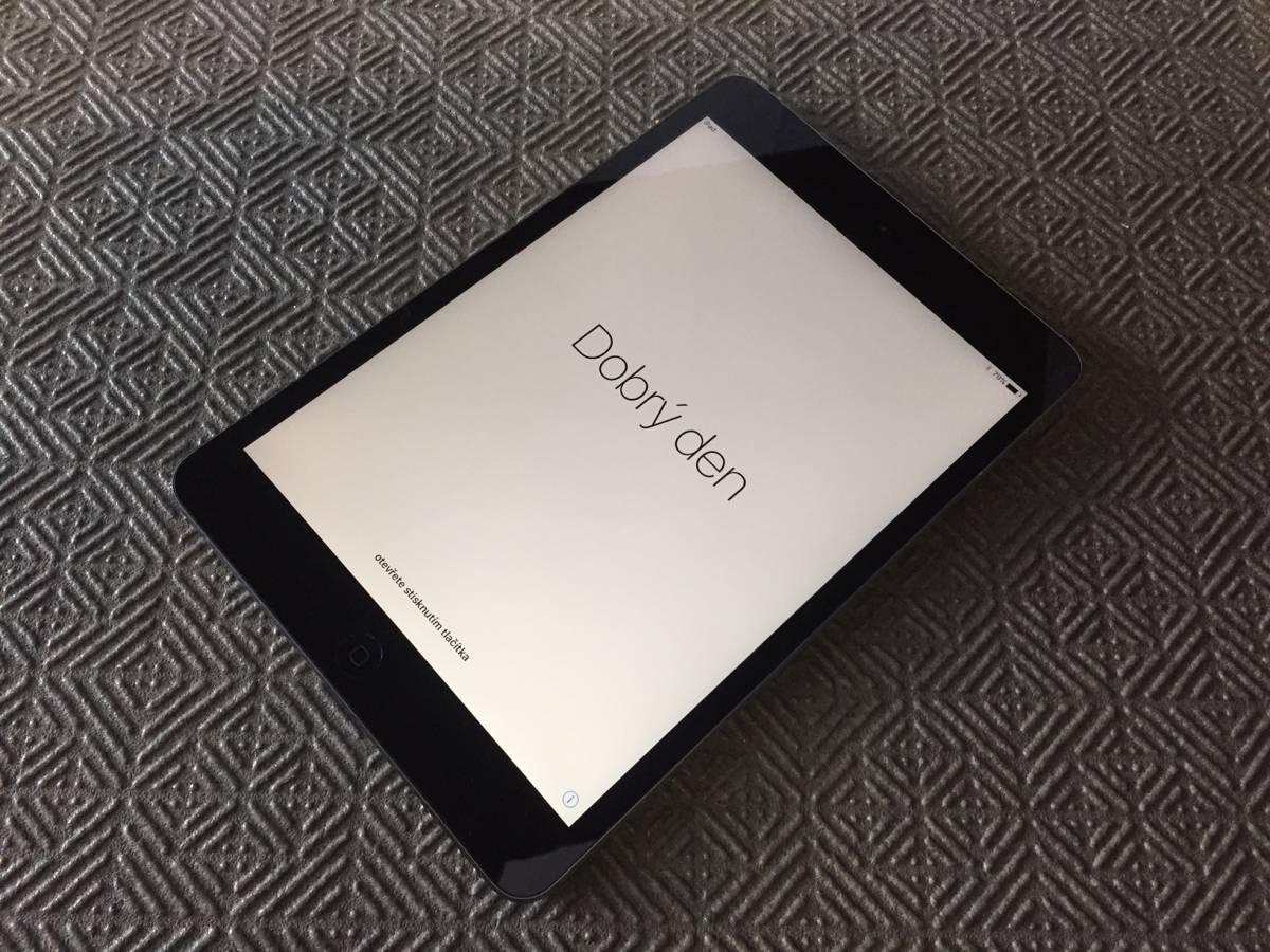 iPad Apple mini Wi-Fi docomo 16GB - 第2世代 32GB 16G air2 美品 MH1C2J\