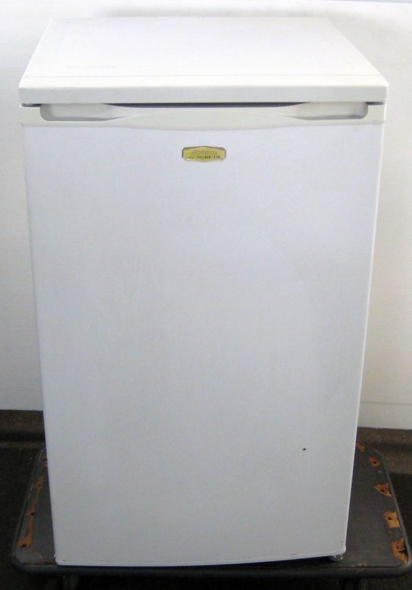①Abitelax/アビテラックス ノンフロン冷凍庫 ACF110 100L 2011年製