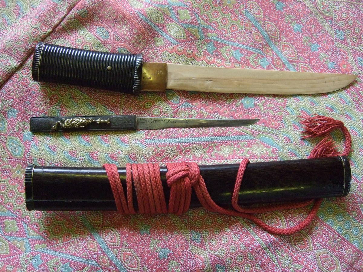 短刀　拵え　江戸時代 江戸期 短刀 脇差し 拵え 小柄銘あり 竹波守吉道 全長37.5cm ,小柄銘
