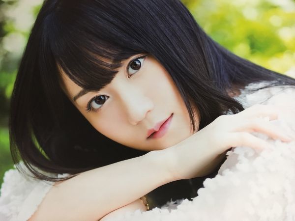 小倉唯 8thシングル 白く咲く花 販促告知b2ポスター あ行 売買されたオークション情報 Yahooの商品情報をアーカイブ公開 オークファン Aucfan Com