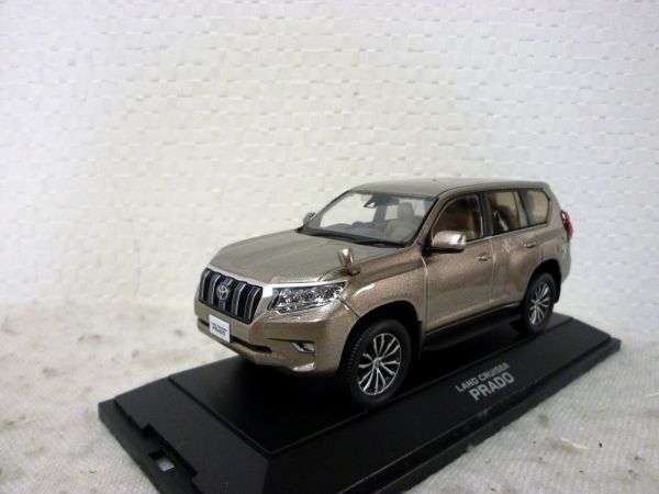トヨタ カラーサンプル ランドクルーザープラド 1/30 ミニカー 非売品