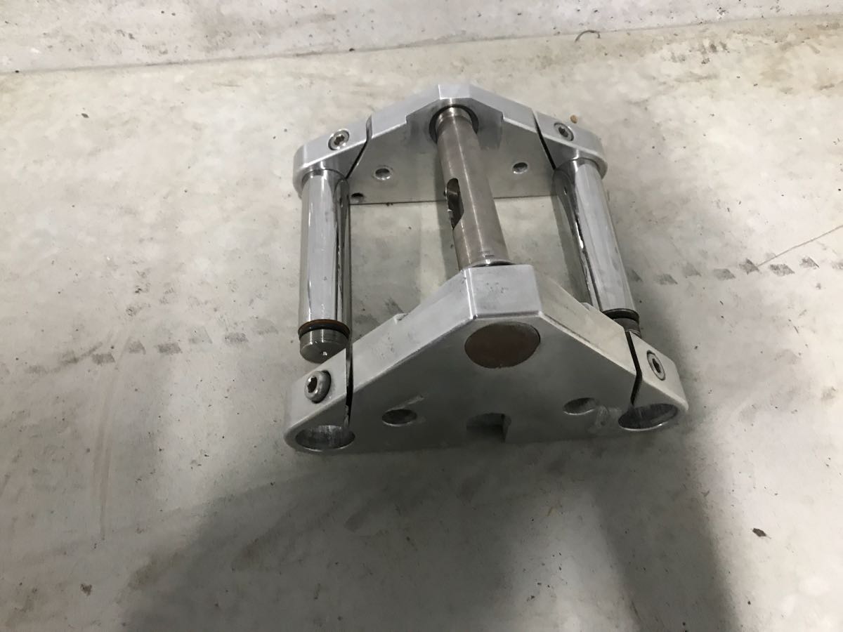 ビラーゴ250用 社外トリプルツリー