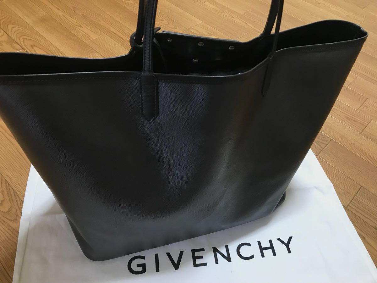 ジバンシー 売れる トートバッグ アンティゴナ PVC GIVENCHY バッグ ドッグ