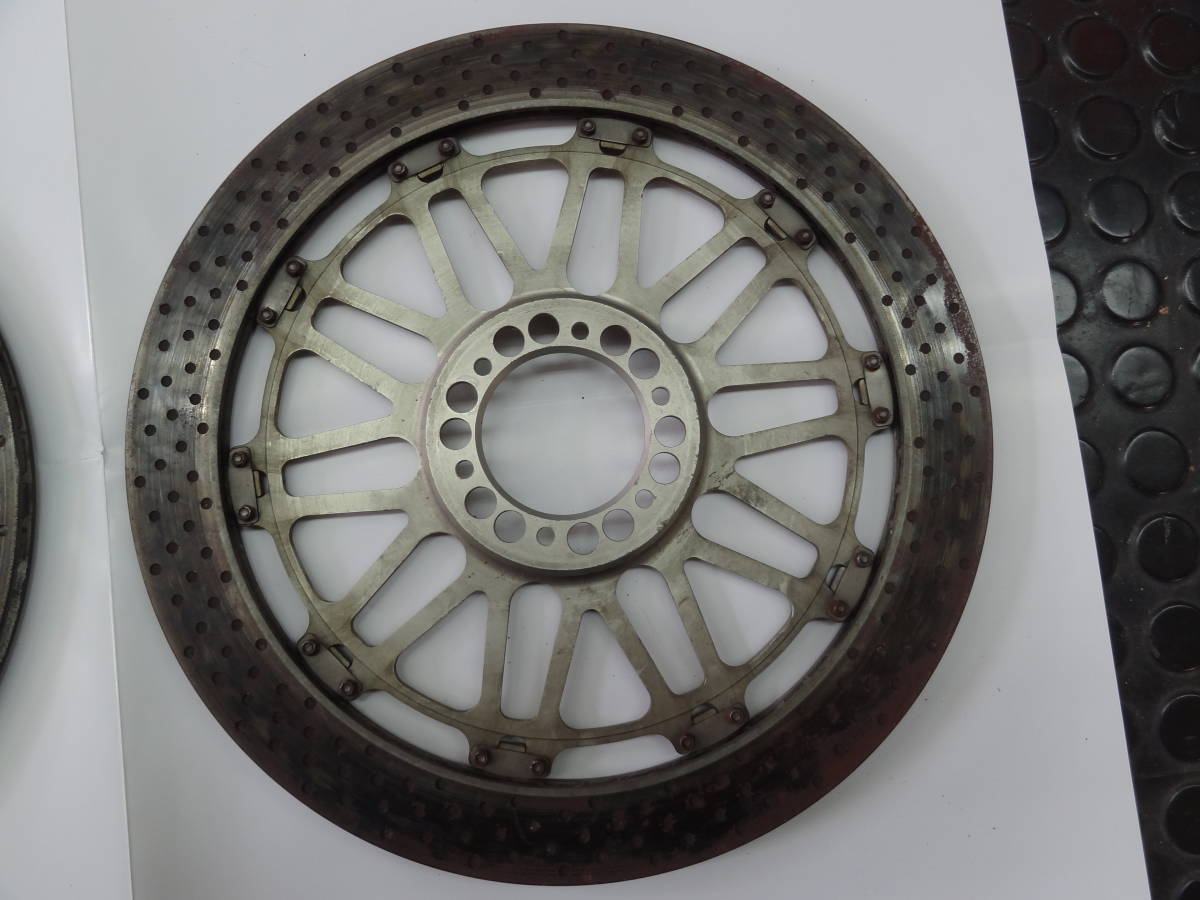 RC45 RVF750R　フロント　ディスクローター　左２枚　中古　ジャンク扱い（HRC KITPARTS?)
