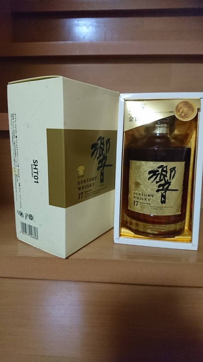 サントリー 【未開栓】SUNTORY サントリー 響 17年 ゴールド サントリー 【未開栓】SUNTORY サントリー 響 17年 ゴールド