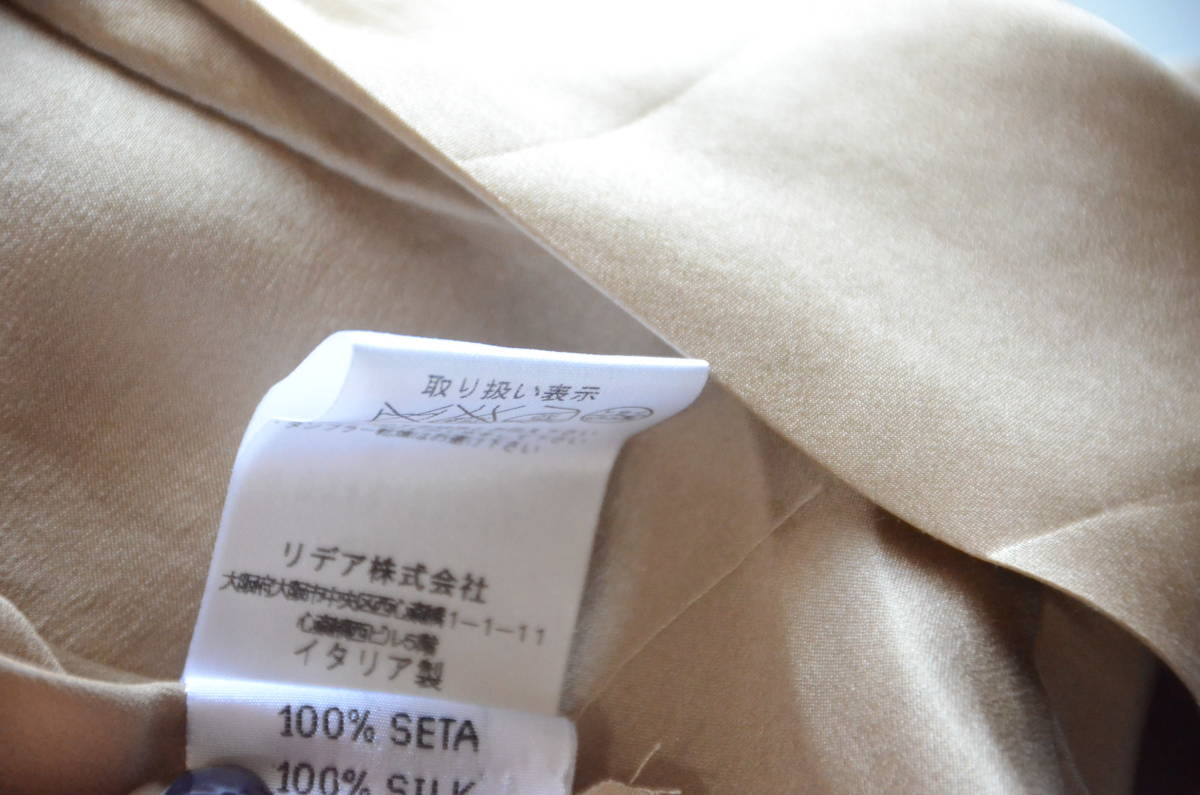 キートン Kiton ♪ イタリア製 ボウタイリボン 艶シルクブラウス 