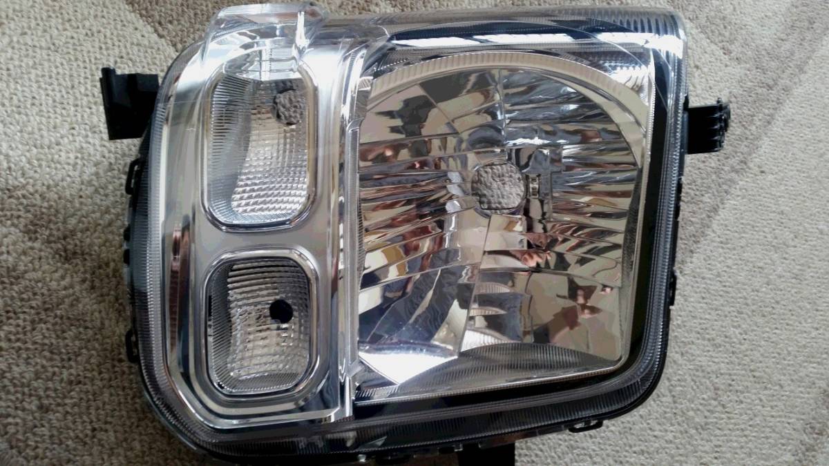 ☆ H30年式☆DA17V エブリィ☆左ハロゲンヘッドライトユニット