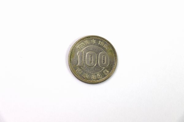 ●額面 12200円●122枚●100円銀貨●まとめて●稲106枚＆鳳凰15枚＆オリンピック1枚●旭日●桜花●分銅●五輪●聖火●昭和32年～昭和41年●