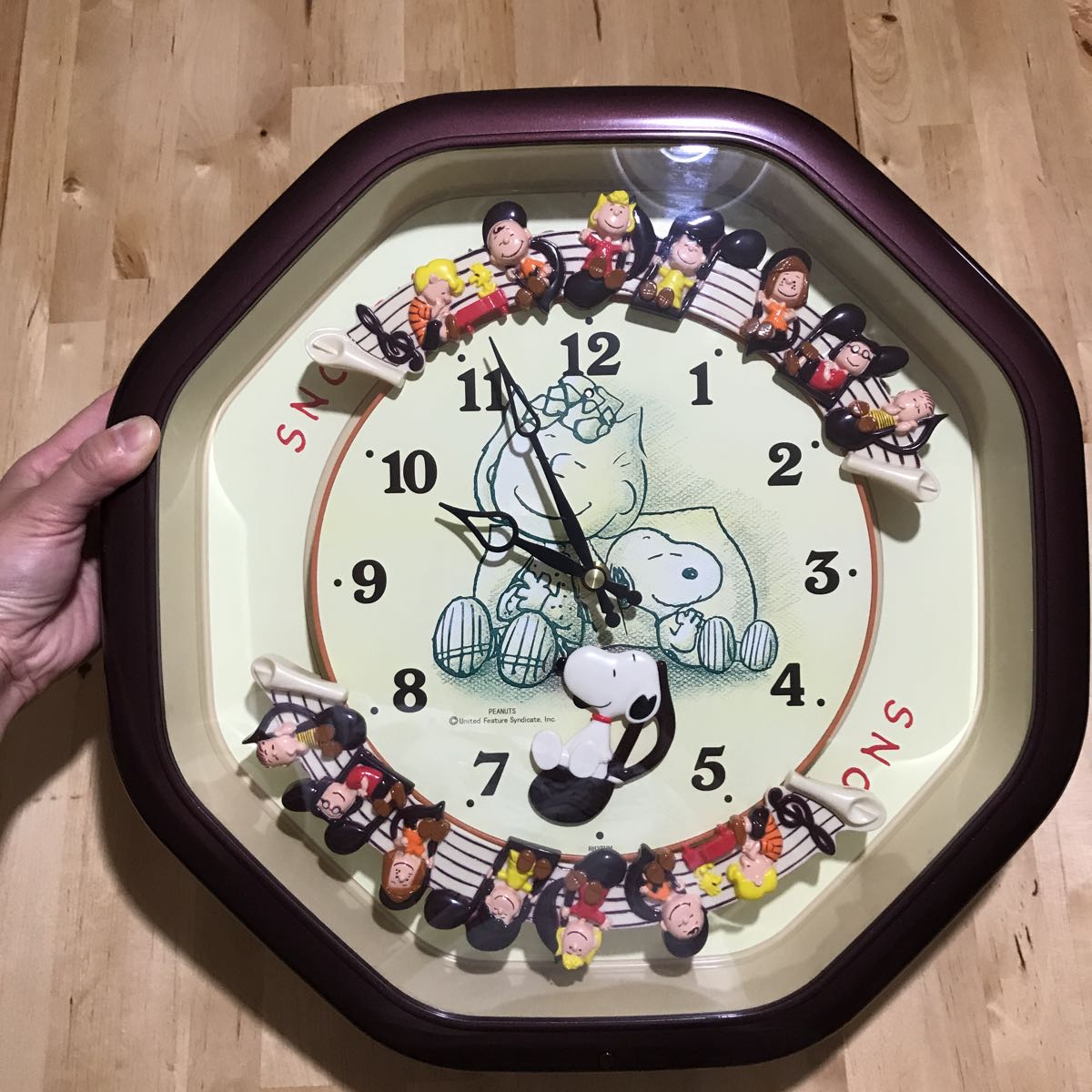 スヌーピー からくり 掛け時計 12曲 ピーナッツ リズム時計 Snoopy 時計 メロディー 昔 スヌーピー 売買されたオークション情報 Yahooの商品情報をアーカイブ公開 オークファン Aucfan Com