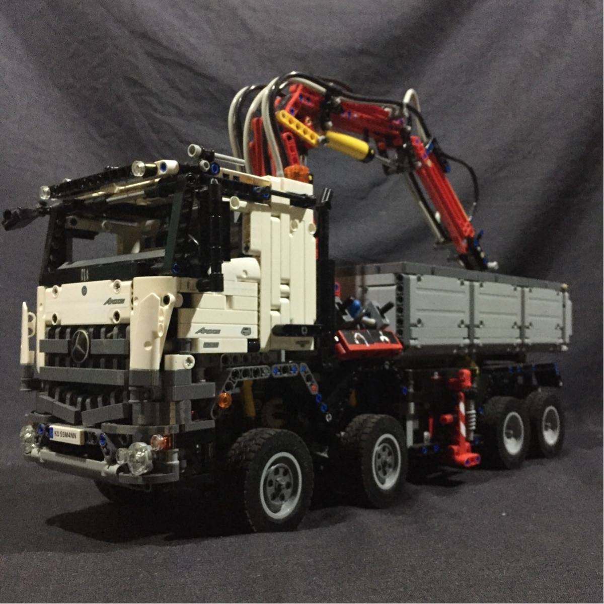 4)レゴテクニック メルセデス・ベンツ アロクス 3245 42043 ユニック車 Lego TECHNIC 訳あり
