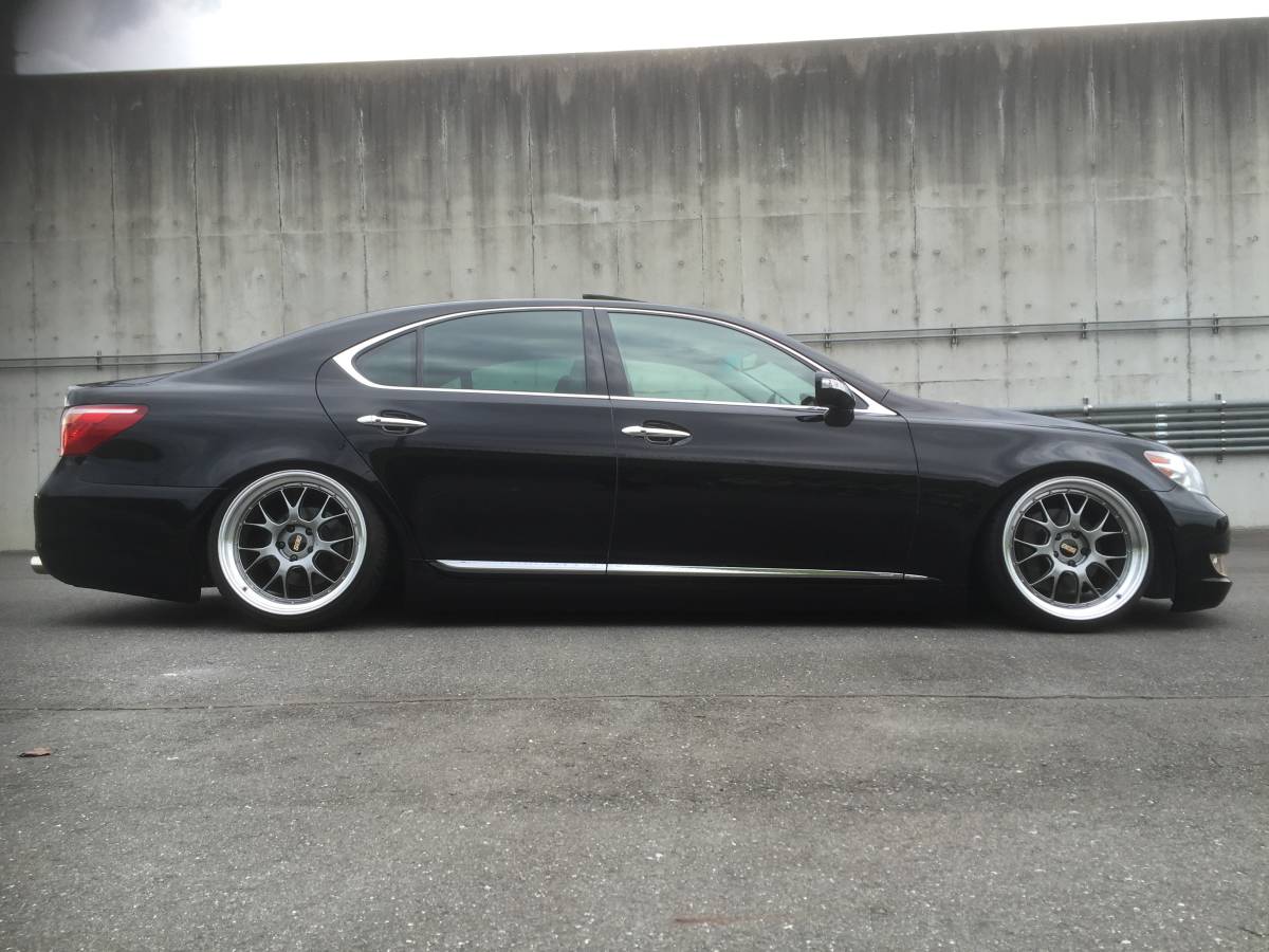 LS460 中期LS600h仕様 カスタム多数!! 本革 サンルーフ 車高調 BBS LM 