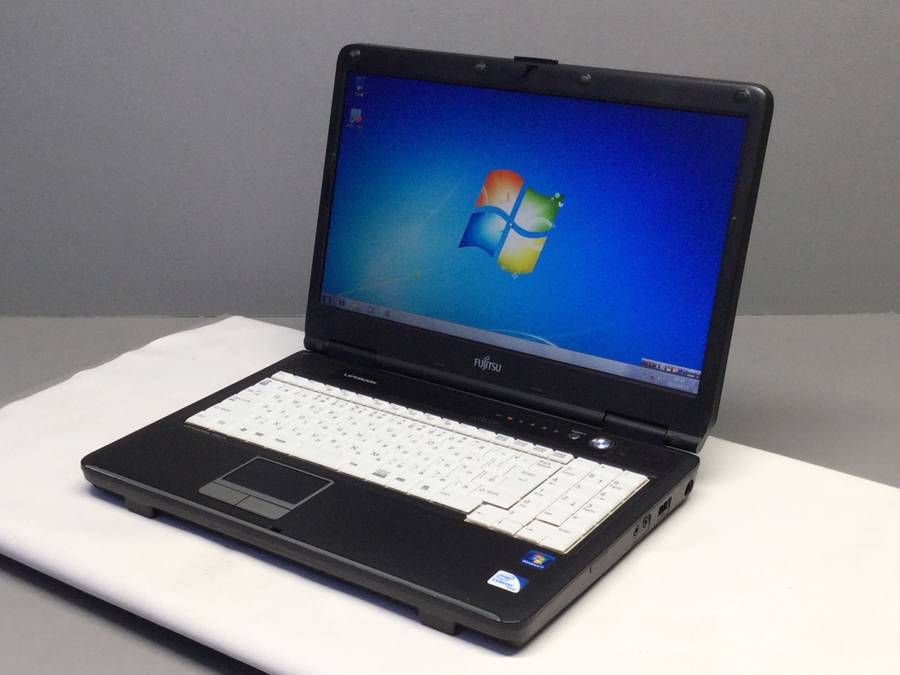 FUJITSU FMVXN4HJ4Z LIFEBOOK A540/CX Win7 Celeron 925 2.30GHz 1GB