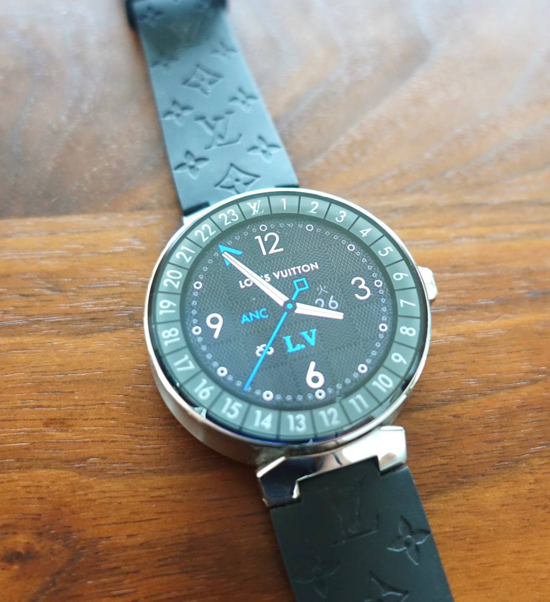 ルイヴィトン タンブール　QA004Zデジタルホライゾングラフィットベルト２本付き_1