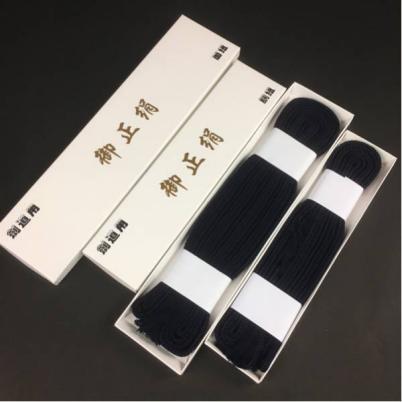 爆買い，安い 剣道 なぎなた 薙刀 kendo 最高級正絹シルク 面紐 胴紐 セット 紺色