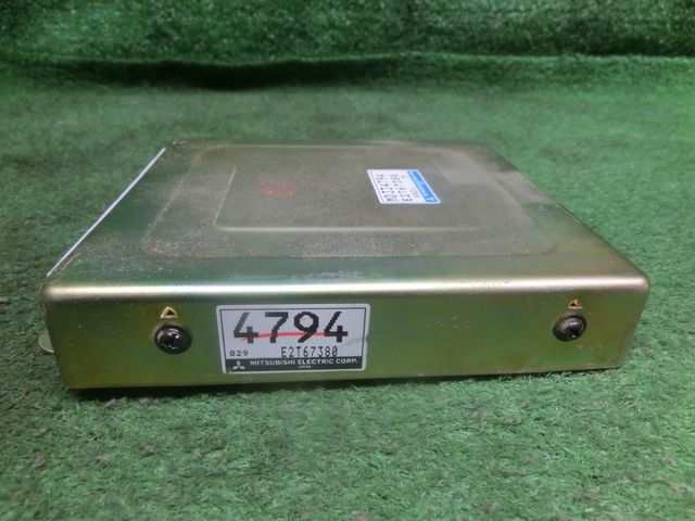三菱 ランエボ4 CN9A 純正 エンジンコンピューター ECU 中古 CN9A ECU 純正
