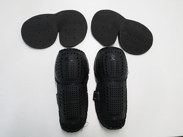 KOMINE コミネ 07-711 ライディングパンツ ブラック系 JP/L [240001149935]【中古】バイクウェア メンズ